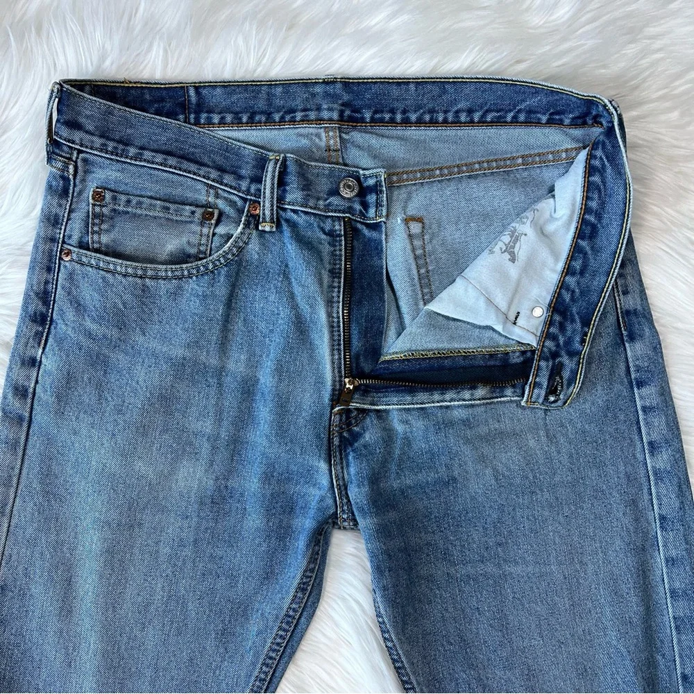 Levi's 505 Regular Fit‎ Jeans